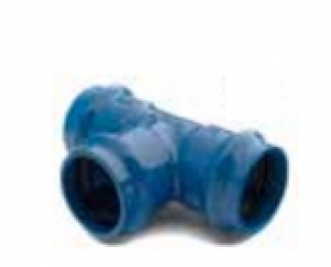 T&ecirc; de bocas para PVC